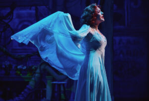 Elizabeth Gillies as Audrey in Little Shop of Horrors.
© Emilio Madrid