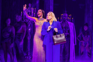 Michelle Wiliams as Viola Van Horn and Megan Hilty as Madeline Ashton in Death Becomes Her.
© Matthew Murphy and Evan Zimmerman