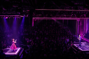 Gracie Lawrence as Connie Francis and Jonathan Groff as Bobby Darin in Just In Time
© Matthew Murphy and Evan Zimmerman