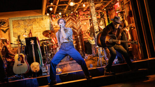 Andrew Durand as Elmer McCurdy and the cast of Dead Outlaw. © Matthew Murphy