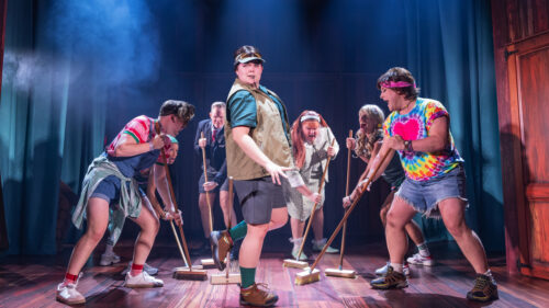 Grace Reiter as Chessy and the cast of Ginger Twinsies. © Matthew Murphy