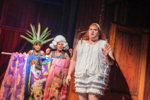 Lakisha May, Matthew Wilkas and Russell Daniels in Ginger Twinsies.
© Matthew Murphy