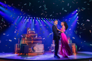 Sam Tutty as Dougal and Christiani Pitts as Robin in Two Strangers (Carry a Cake Across New York).
© Matthew Murphy