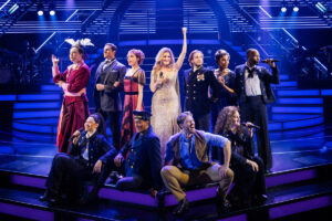 The cast of Titanique.
© Evan Zimmerman